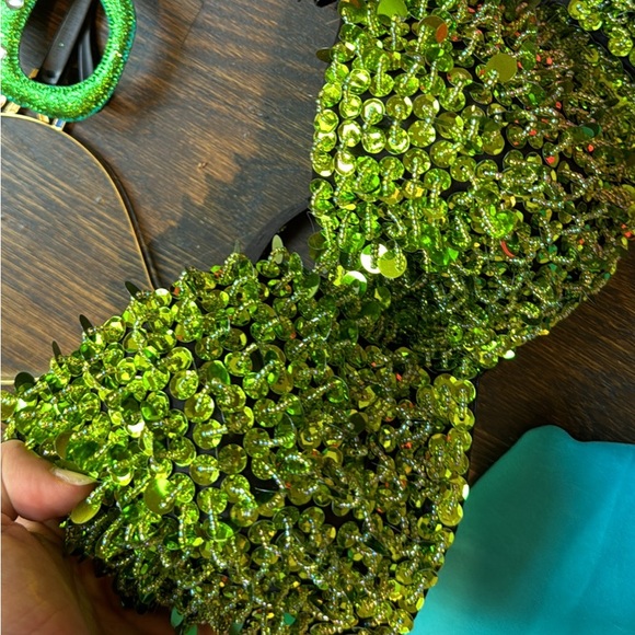 Box of Costumes - Picture 7 of 14